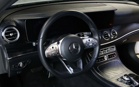 Mercedes-Benz E-Класс, 2018 год, 2 699 000 рублей, 9 фотография