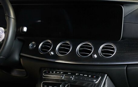 Mercedes-Benz E-Класс, 2018 год, 2 699 000 рублей, 12 фотография