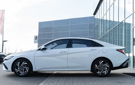 Hyundai Elantra, 2024 год, 2 700 000 рублей, 10 фотография