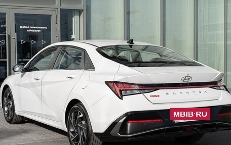 Hyundai Elantra, 2024 год, 2 700 000 рублей, 9 фотография