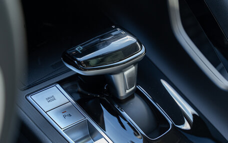 Hyundai Elantra, 2024 год, 2 700 000 рублей, 19 фотография