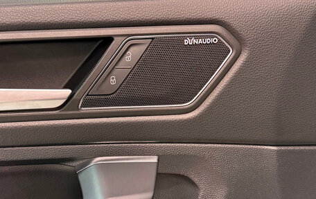 Volkswagen Tiguan II, 2019 год, 4 100 000 рублей, 6 фотография