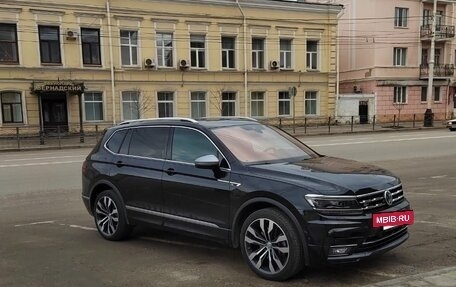 Volkswagen Tiguan II, 2019 год, 4 100 000 рублей, 20 фотография