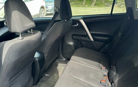 Toyota RAV4, 2017 год, 2 200 000 рублей, 5 фотография