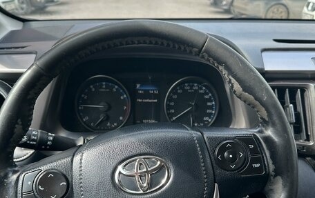 Toyota RAV4, 2017 год, 2 200 000 рублей, 12 фотография