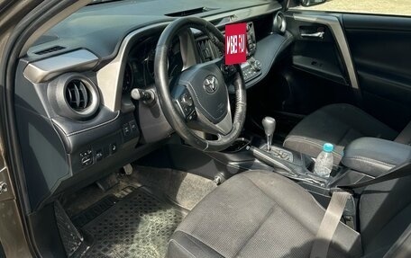 Toyota RAV4, 2017 год, 2 200 000 рублей, 11 фотография