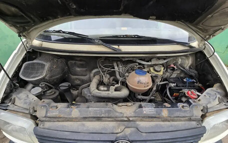 Volkswagen Transporter T4, 2001 год, 550 000 рублей, 6 фотография