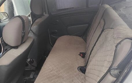 Renault Sandero I, 2013 год, 280 000 рублей, 7 фотография