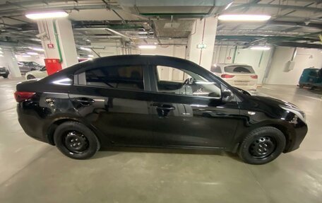 KIA Rio IV, 2017 год, 860 000 рублей, 4 фотография