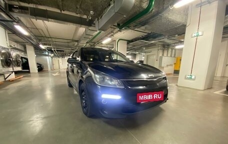 KIA Rio IV, 2017 год, 860 000 рублей, 5 фотография