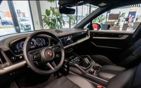 Porsche Cayenne III, 2025 год, 16 950 000 рублей, 3 фотография