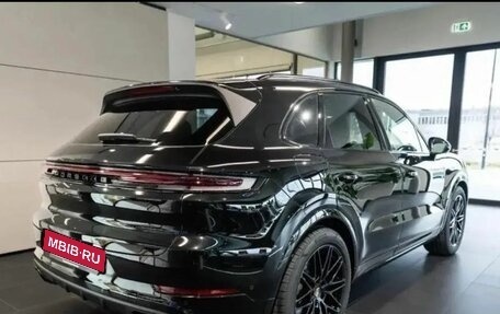 Porsche Cayenne III, 2025 год, 16 950 000 рублей, 2 фотография