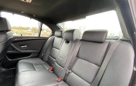 BMW 5 серия, 2009 год, 1 450 000 рублей, 16 фотография