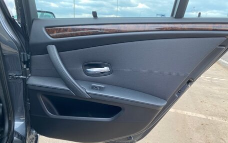 BMW 5 серия, 2009 год, 1 450 000 рублей, 19 фотография