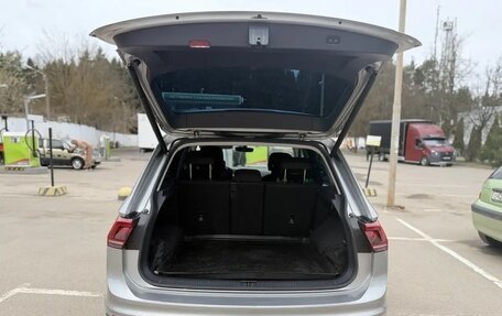 Volkswagen Tiguan II, 2017 год, 2 900 000 рублей, 9 фотография