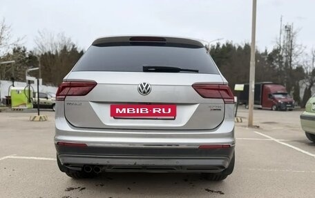 Volkswagen Tiguan II, 2017 год, 2 900 000 рублей, 4 фотография