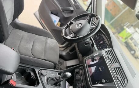 Volkswagen Tiguan II, 2017 год, 2 900 000 рублей, 15 фотография