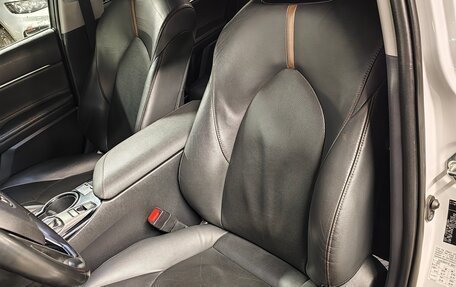 Toyota Camry, 2018 год, 2 290 000 рублей, 14 фотография