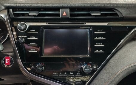 Toyota Camry, 2018 год, 2 290 000 рублей, 25 фотография