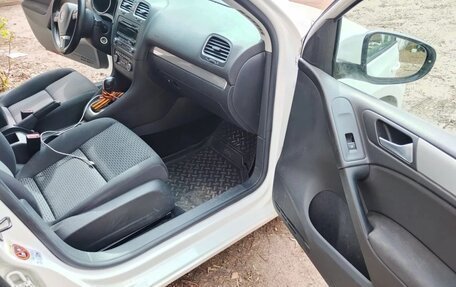 Volkswagen Golf VI, 2012 год, 900 000 рублей, 4 фотография