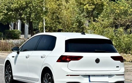 Volkswagen Golf VIII, 2023 год, 1 850 000 рублей, 4 фотография