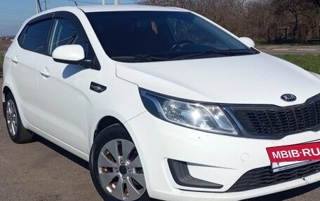 KIA Rio III рестайлинг, 2014 год, 890 000 рублей, 7 фотография