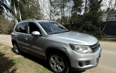 Volkswagen Tiguan I, 2013 год, 920 000 рублей, 3 фотография
