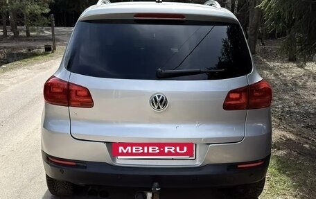 Volkswagen Tiguan I, 2013 год, 920 000 рублей, 4 фотография
