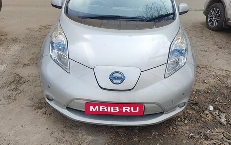 Nissan Leaf I, 2012 год, 620 000 рублей, 3 фотография