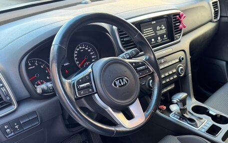 KIA Sportage IV рестайлинг, 2018 год, 2 125 000 рублей, 6 фотография