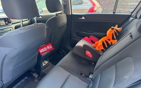 KIA Sportage IV рестайлинг, 2018 год, 2 125 000 рублей, 9 фотография