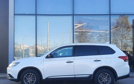 Mitsubishi Outlander III рестайлинг 3, 2018 год, 1 596 000 рублей, 8 фотография