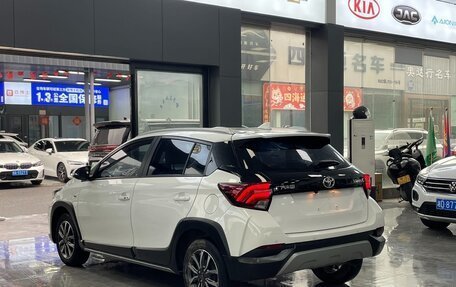 Toyota Yaris XP150 рестайлинг, 2022 год, 1 467 000 рублей, 6 фотография