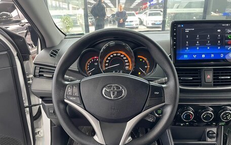 Toyota Yaris XP150 рестайлинг, 2022 год, 1 467 000 рублей, 9 фотография