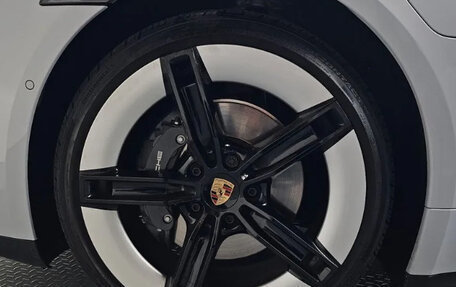 Porsche Taycan I, 2024 год, 13 450 000 рублей, 3 фотография