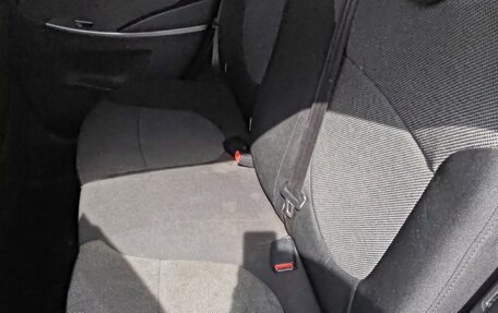 Hyundai Solaris II рестайлинг, 2011 год, 790 000 рублей, 10 фотография