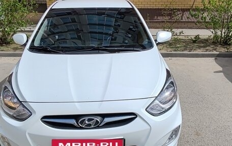 Hyundai Solaris II рестайлинг, 2011 год, 790 000 рублей, 4 фотография