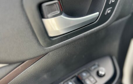 Toyota Highlander III, 2014 год, 2 700 000 рублей, 13 фотография