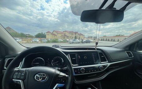 Toyota Highlander III, 2014 год, 2 700 000 рублей, 23 фотография