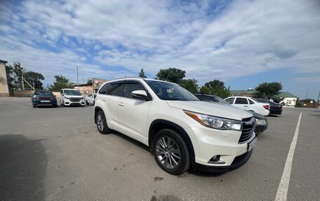 Toyota Highlander III, 2014 год, 2 700 000 рублей, 27 фотография