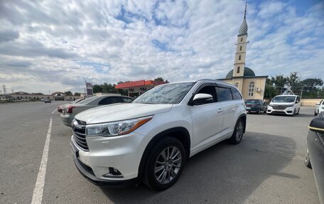 Toyota Highlander III, 2014 год, 2 700 000 рублей, 28 фотография