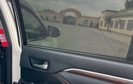 Toyota Highlander III, 2014 год, 2 700 000 рублей, 19 фотография