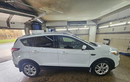Ford Kuga III, 2017 год, 1 388 000 рублей, 2 фотография