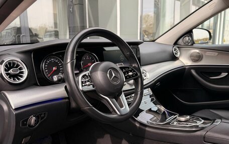 Mercedes-Benz E-Класс, 2019 год, 2 699 900 рублей, 19 фотография