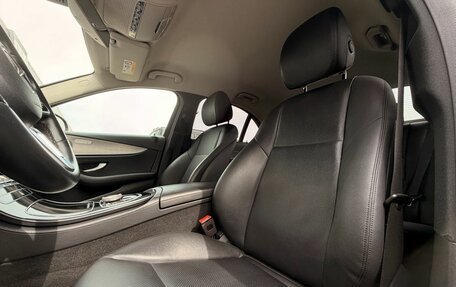 Mercedes-Benz E-Класс, 2019 год, 2 699 900 рублей, 29 фотография