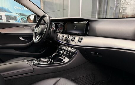 Mercedes-Benz E-Класс, 2019 год, 2 699 900 рублей, 28 фотография