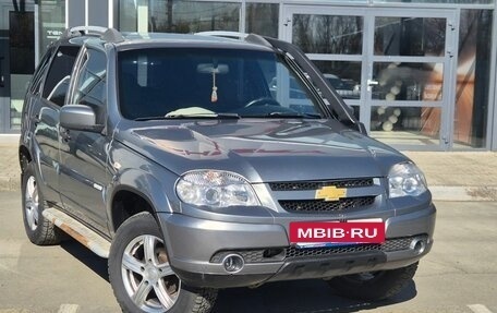 Chevrolet Niva I рестайлинг, 2012 год, 490 000 рублей, 3 фотография