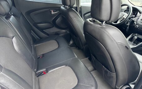 Hyundai ix35 I рестайлинг, 2011 год, 990 000 рублей, 12 фотография