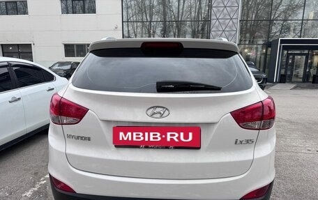 Hyundai ix35 I рестайлинг, 2011 год, 990 000 рублей, 7 фотография