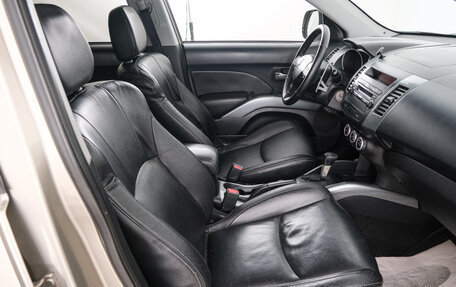 Mitsubishi Outlander III рестайлинг 3, 2007 год, 1 169 000 рублей, 14 фотография